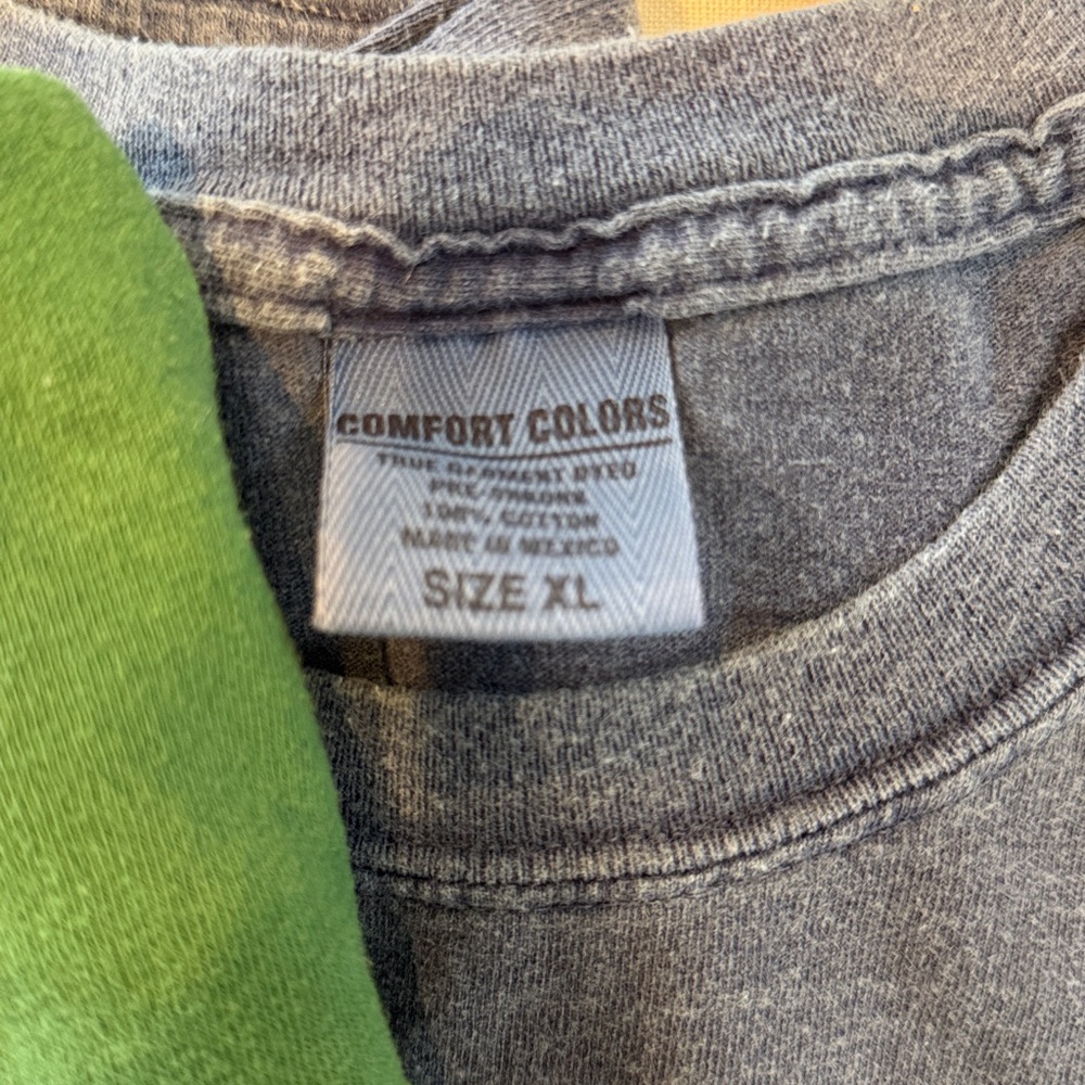 Lot of men’s Tees John Varvatos Striped Crewneck Tee in grey /White/ UH/ Yankees - Picture 6 of 6
